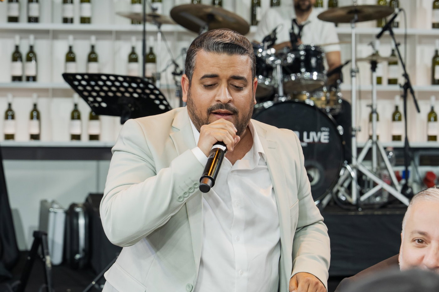 אביעד גיל חגג בר מצווה לבנו הבכור