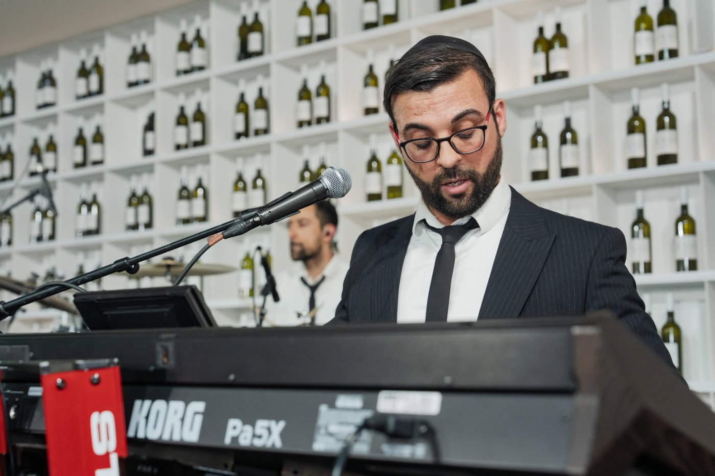 אביעד גיל חגג בר מצווה לבנו הבכור