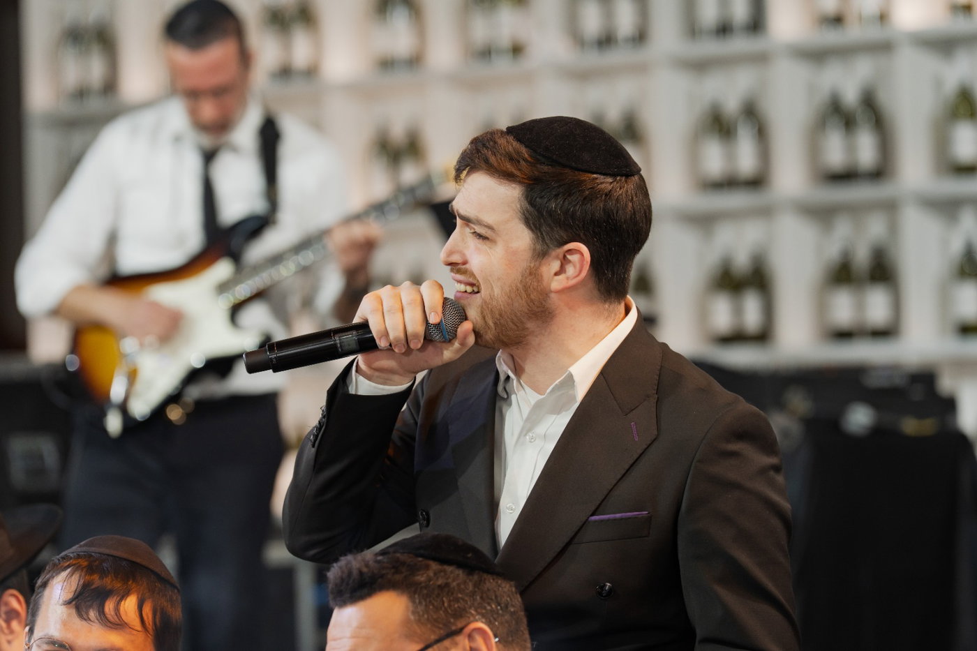 אביעד גיל חגג בר מצווה לבנו הבכור