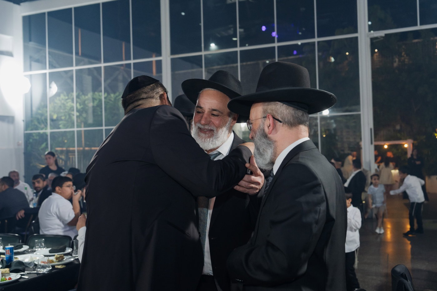 אביעד גיל חגג בר מצווה לבנו הבכור