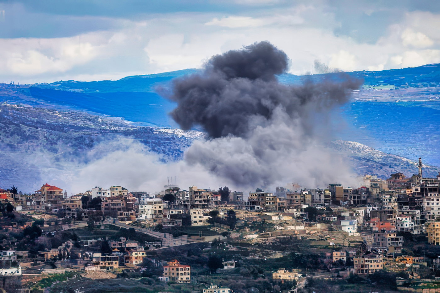 מתקפה על כפר בדרום לבנון, אילוסטרציה