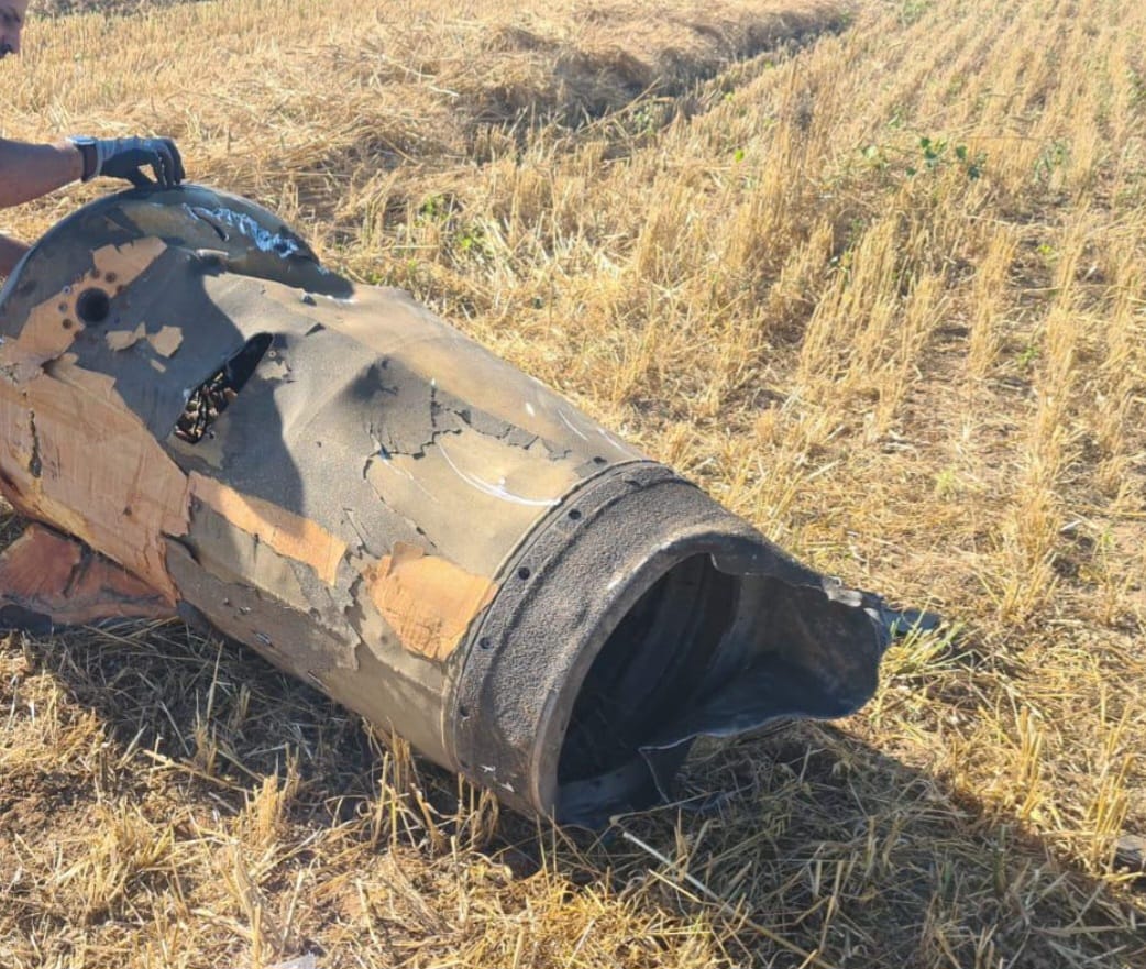 המטיילים במרכז הארץ הופתעו: זה מה שגילו בשטח פתוח בשדה