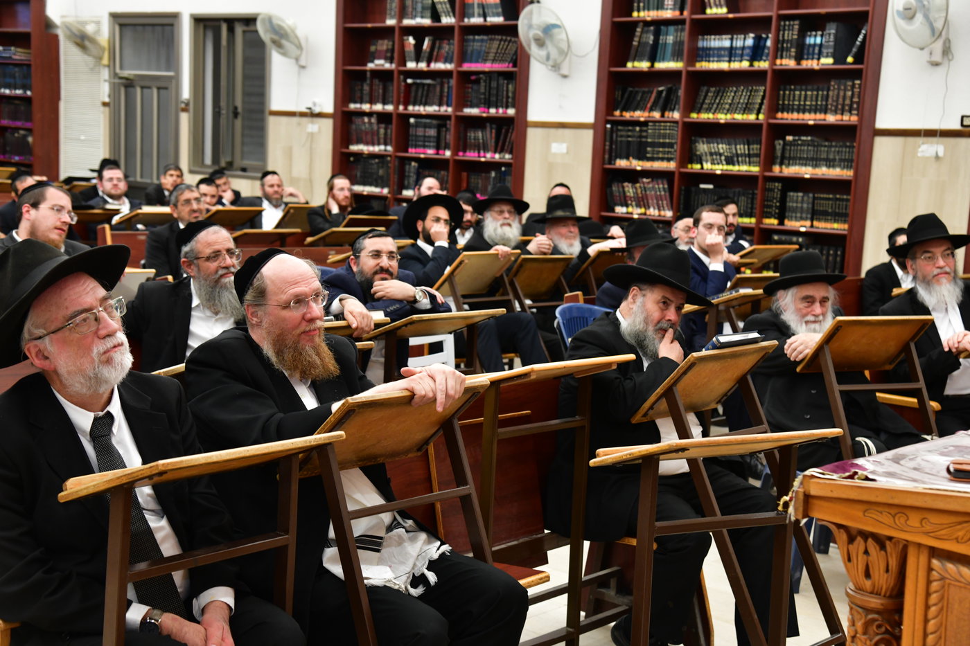 עצרת מספד בעטרת צבי