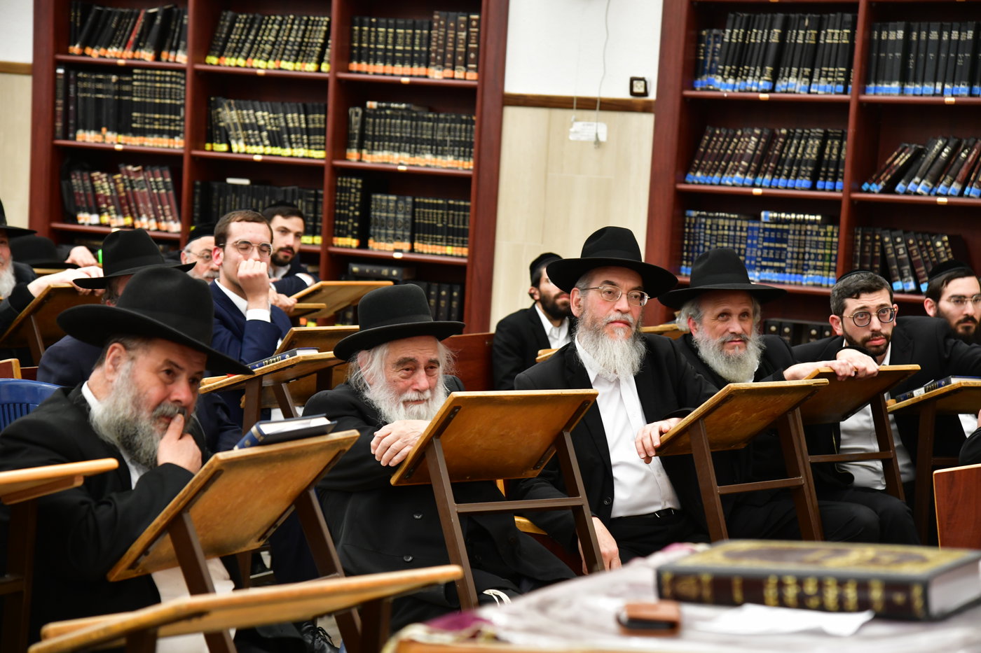 עצרת מספד בעטרת צבי