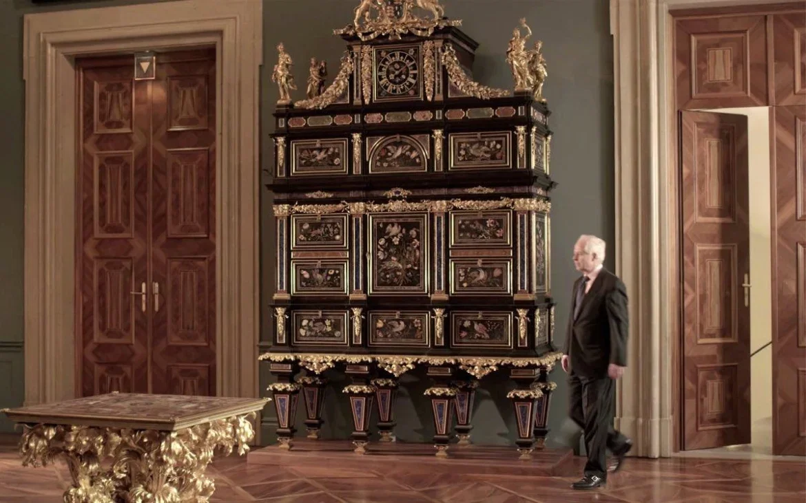 ארון בדמינטון