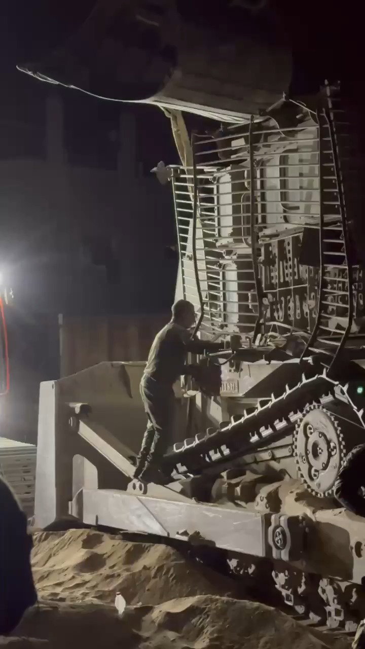 בעשר אצבעות - מתקן את הדי-ניין