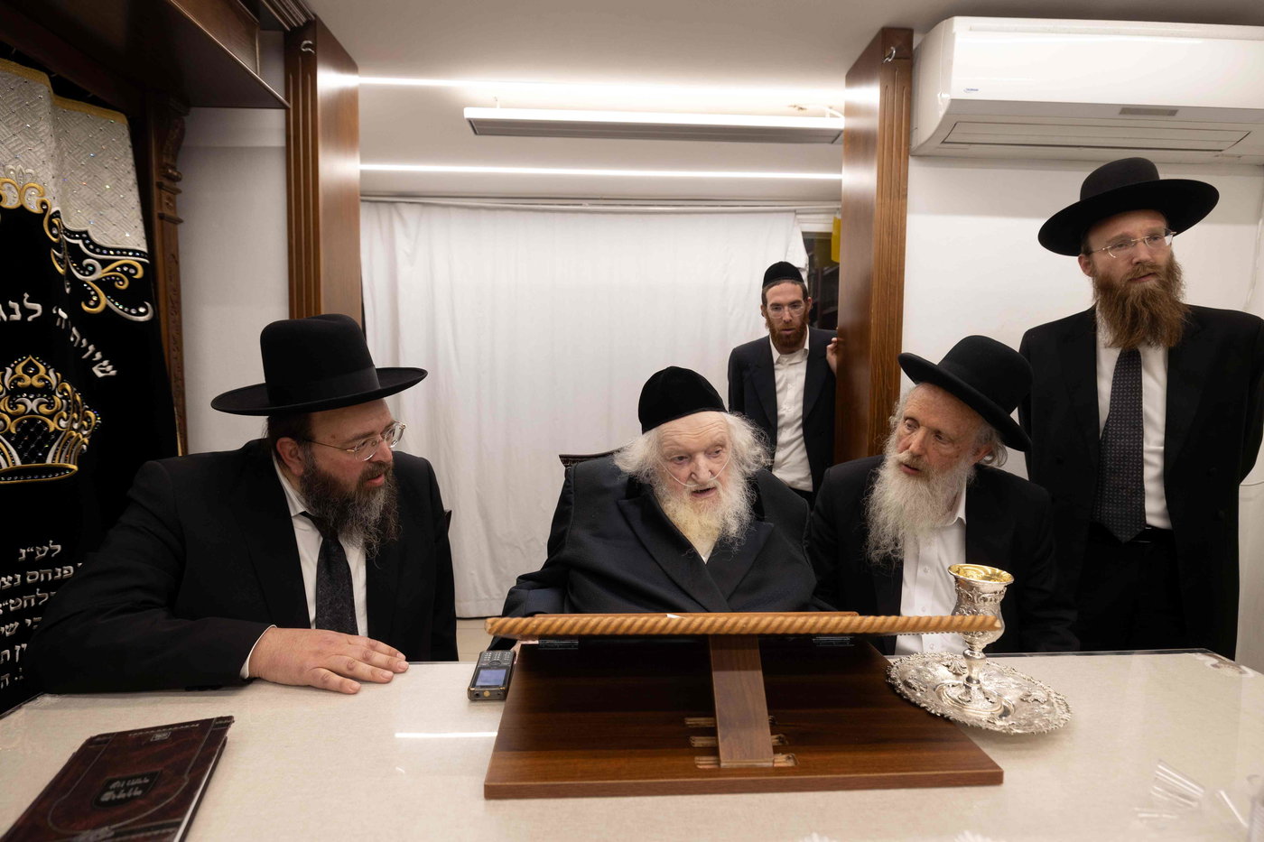 המעמד במעונו של הגר"מ שטרנבוך