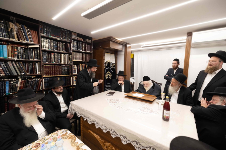 המעמד במעונו של הגר"מ שטרנבוך