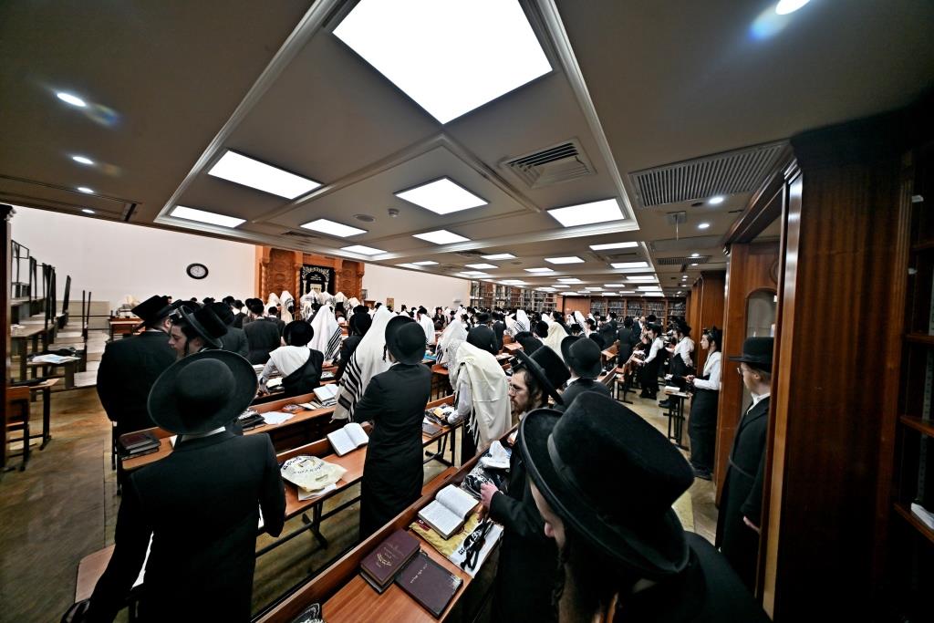 הילולא קדישא בביאלה