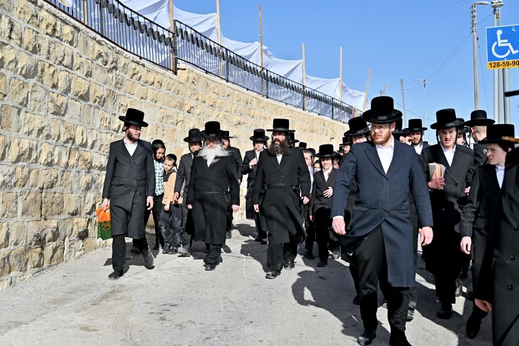 הילולא קדישא בביאלה