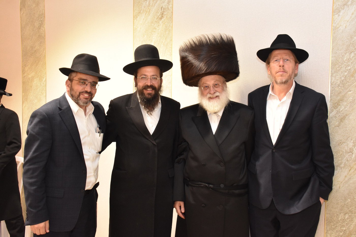 שמחת בית מישקולץ - דסקל