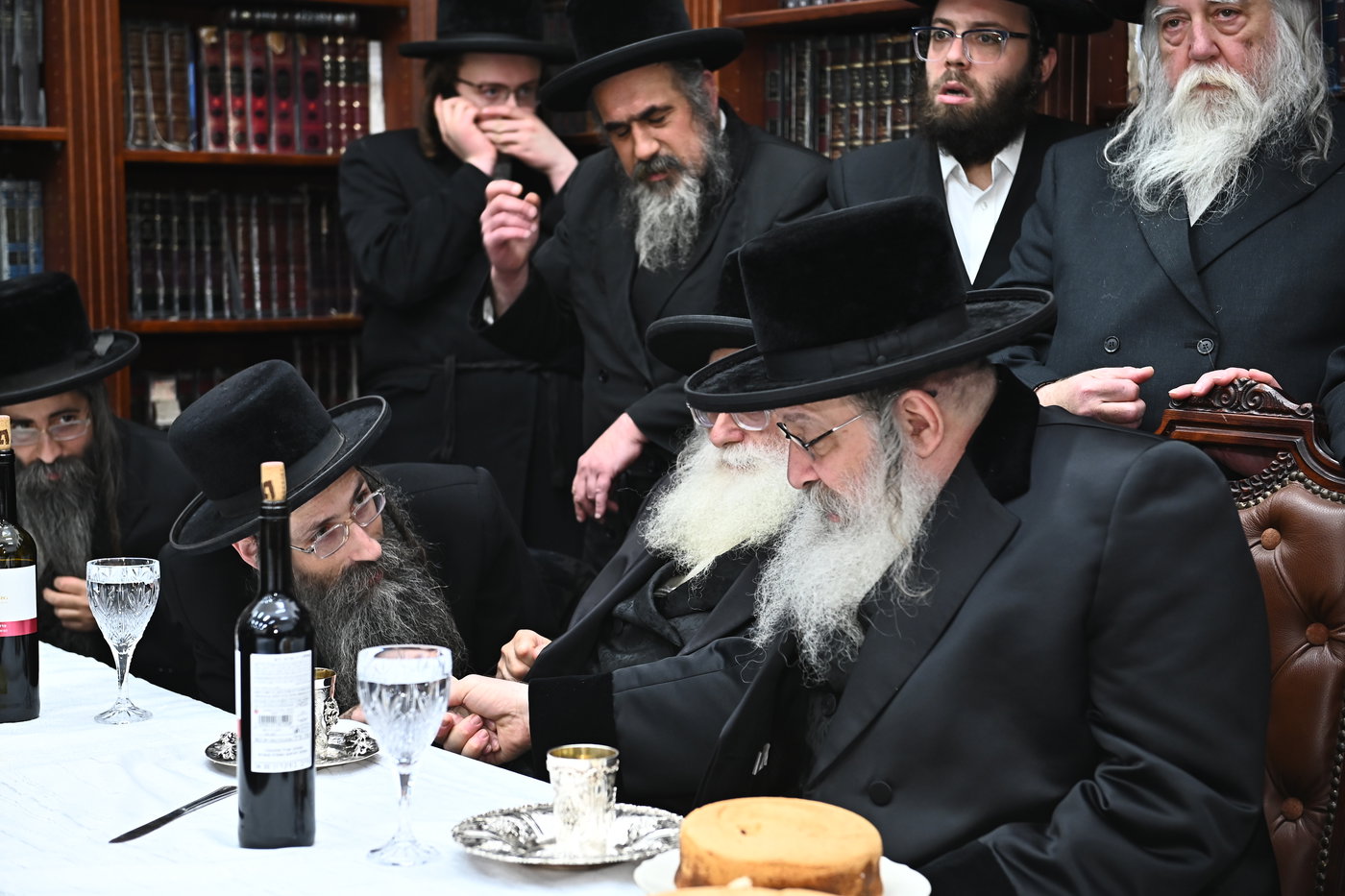 שמחת בית מודז'יץ - נדבורנה - יארוסלב - אופלה