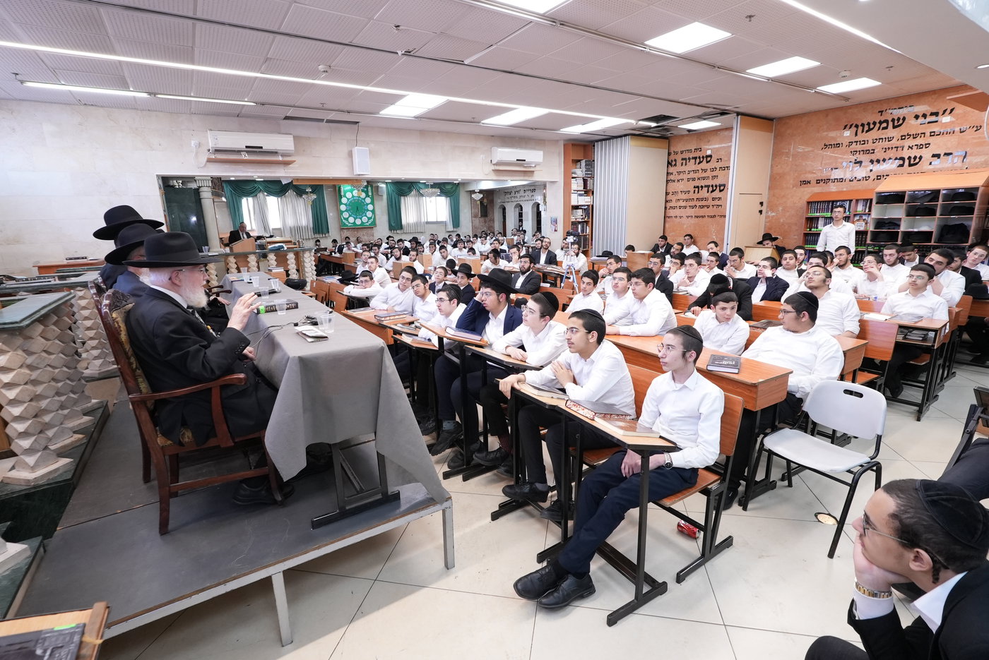 הגר"צ מאזוז בפתיחת הזמן