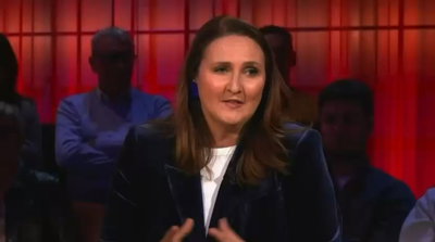 אנטישמיות דוחה בטלוויזיה הבלגית: הפרלמנטרית ו"הכסף היהודי" - כך הגיב המחוקק פרייליך