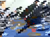 מסיבת הלחיים במעונו של האדמו"ר מביאלה