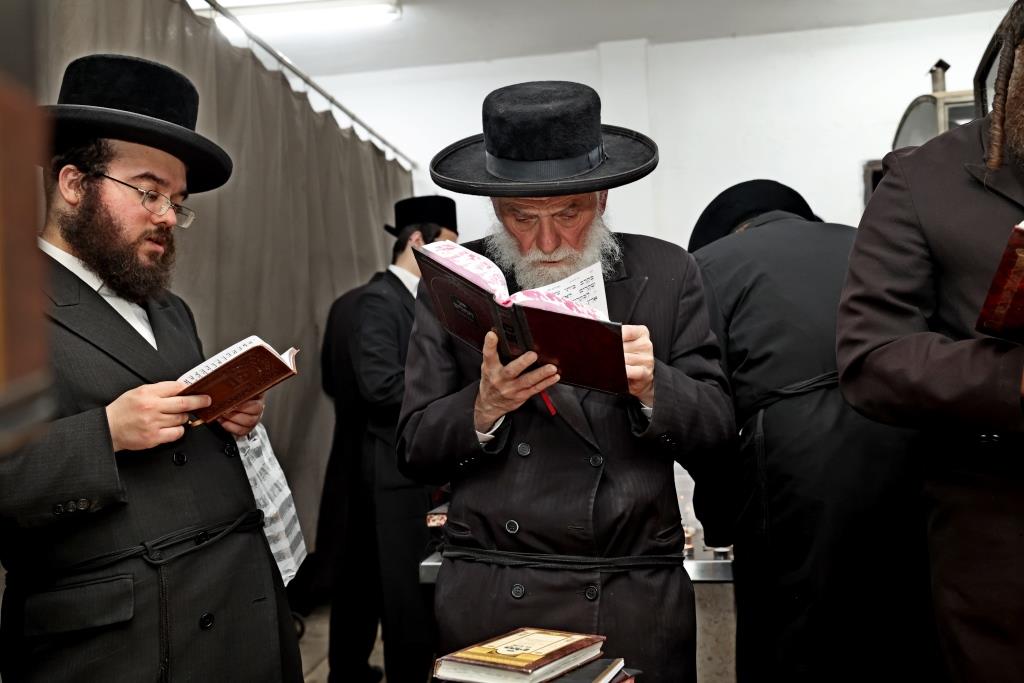 מראות מההעליה לציון האמרי יוסף מספינקא זצ"ל