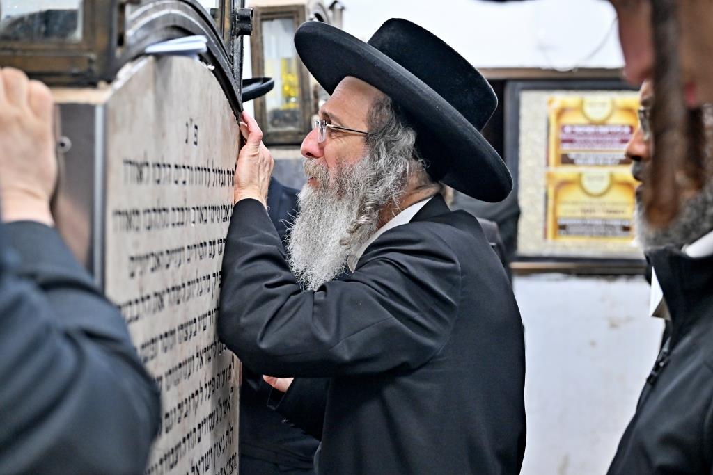 מראות מההעליה לציון האמרי יוסף מספינקא זצ"ל