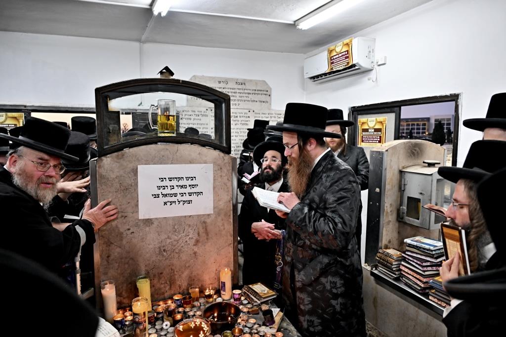 מראות מההעליה לציון האמרי יוסף מספינקא זצ"ל