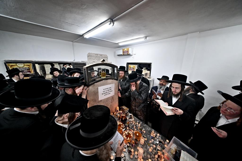 מראות מההעליה לציון האמרי יוסף מספינקא זצ"ל