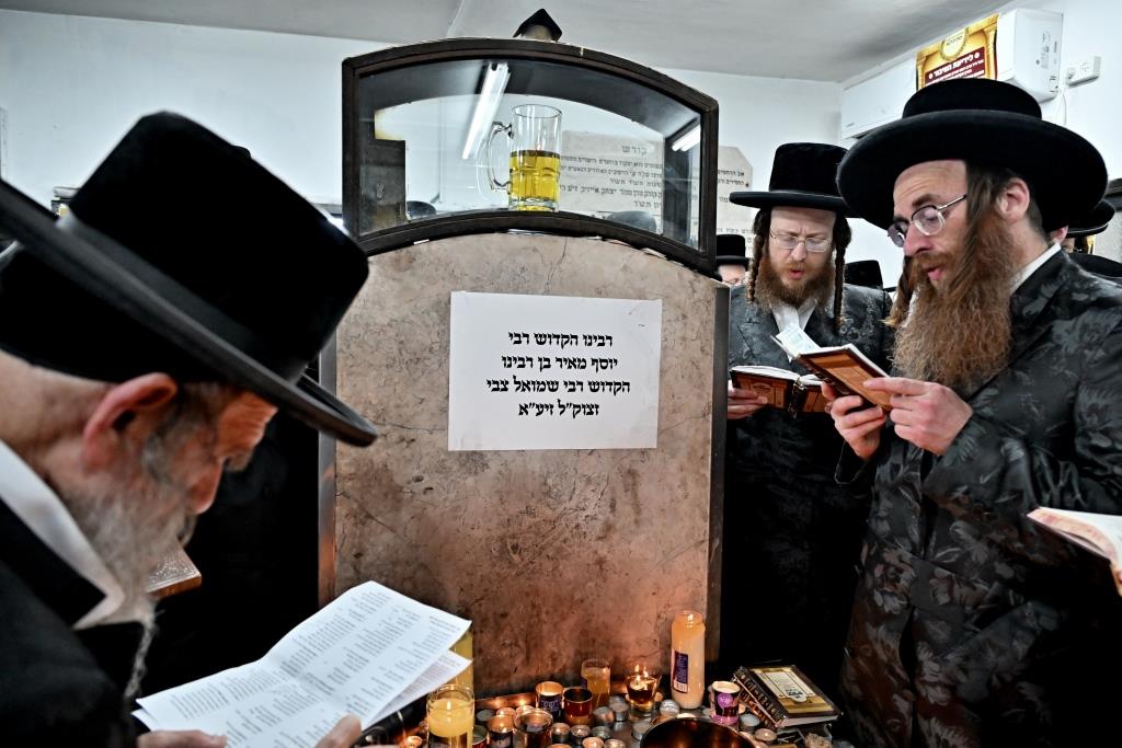 מראות מההעליה לציון האמרי יוסף מספינקא זצ"ל