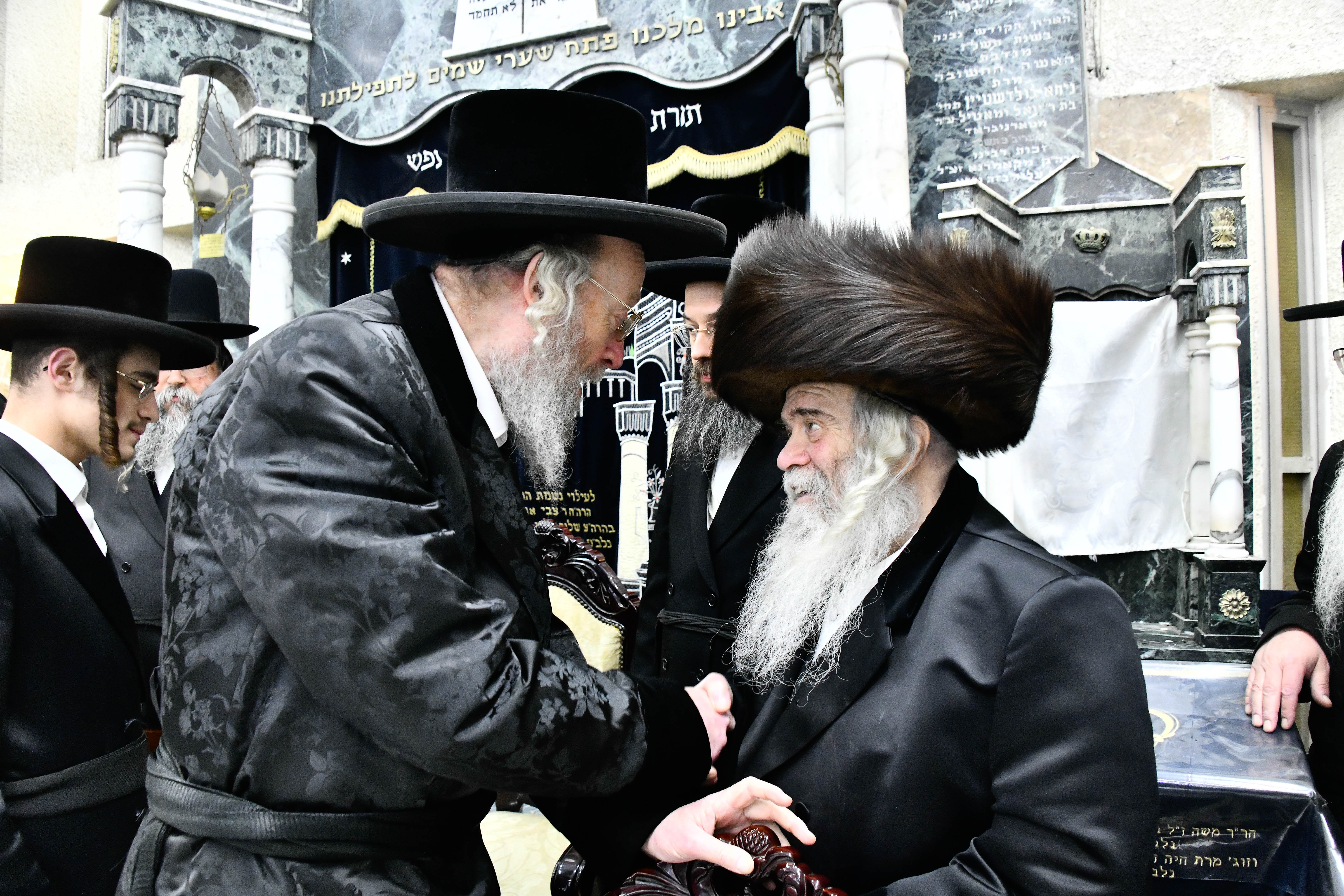 שמחת האירוסין בקרעטשניף י-ם - קומרנא