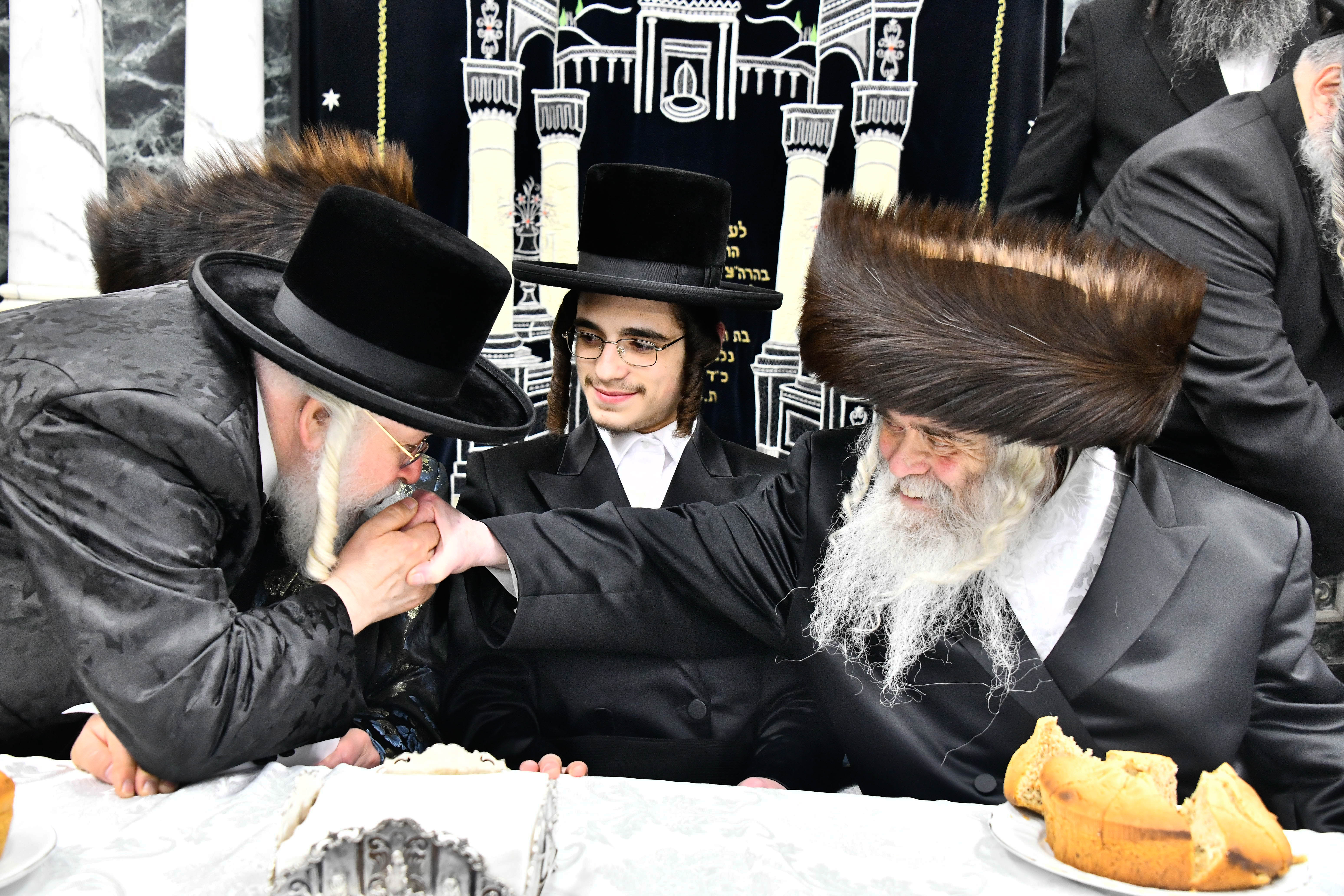 שמחת האירוסין בקרעטשניף י-ם - קומרנא