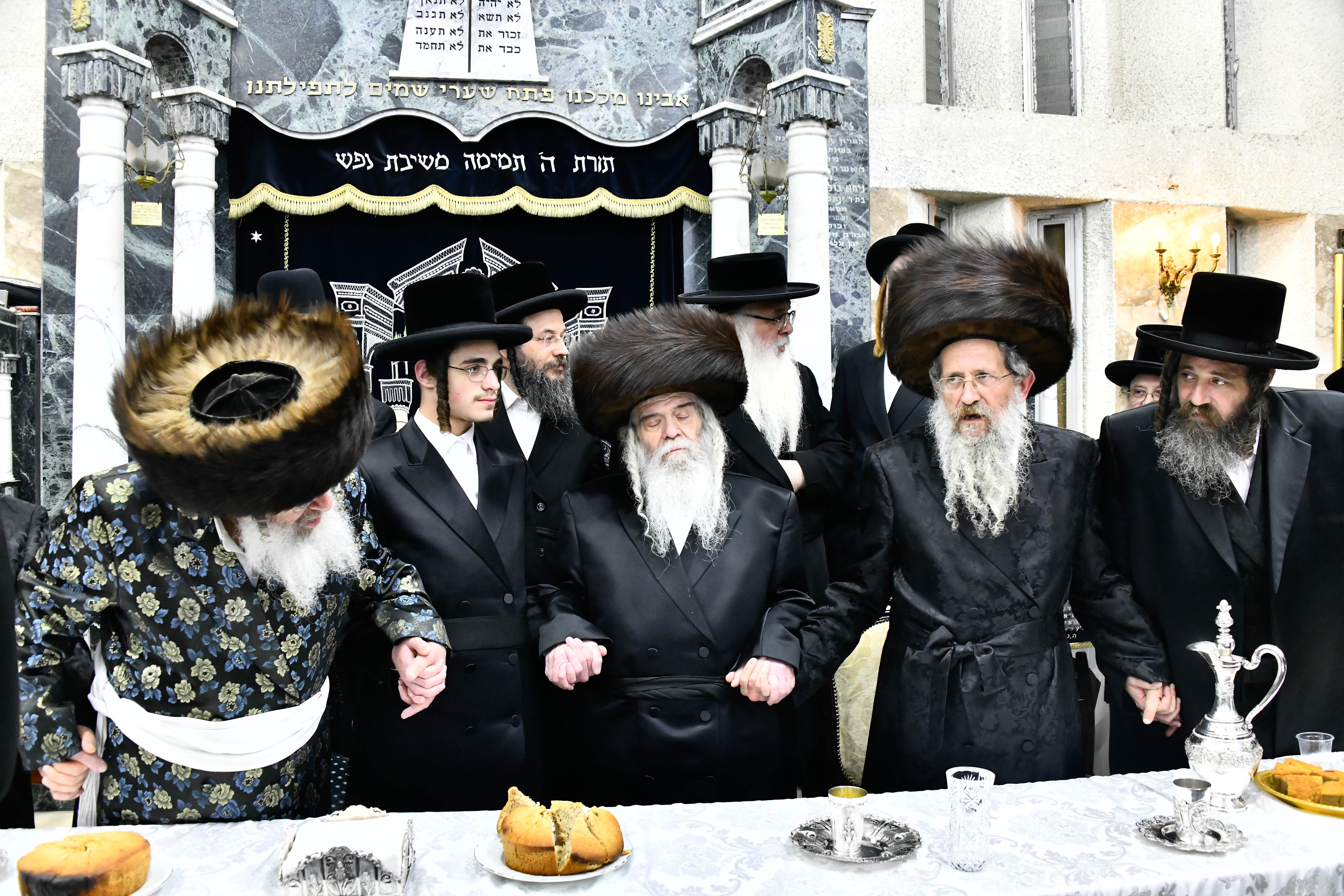 שמחת האירוסין בקרעטשניף י-ם - קומרנא