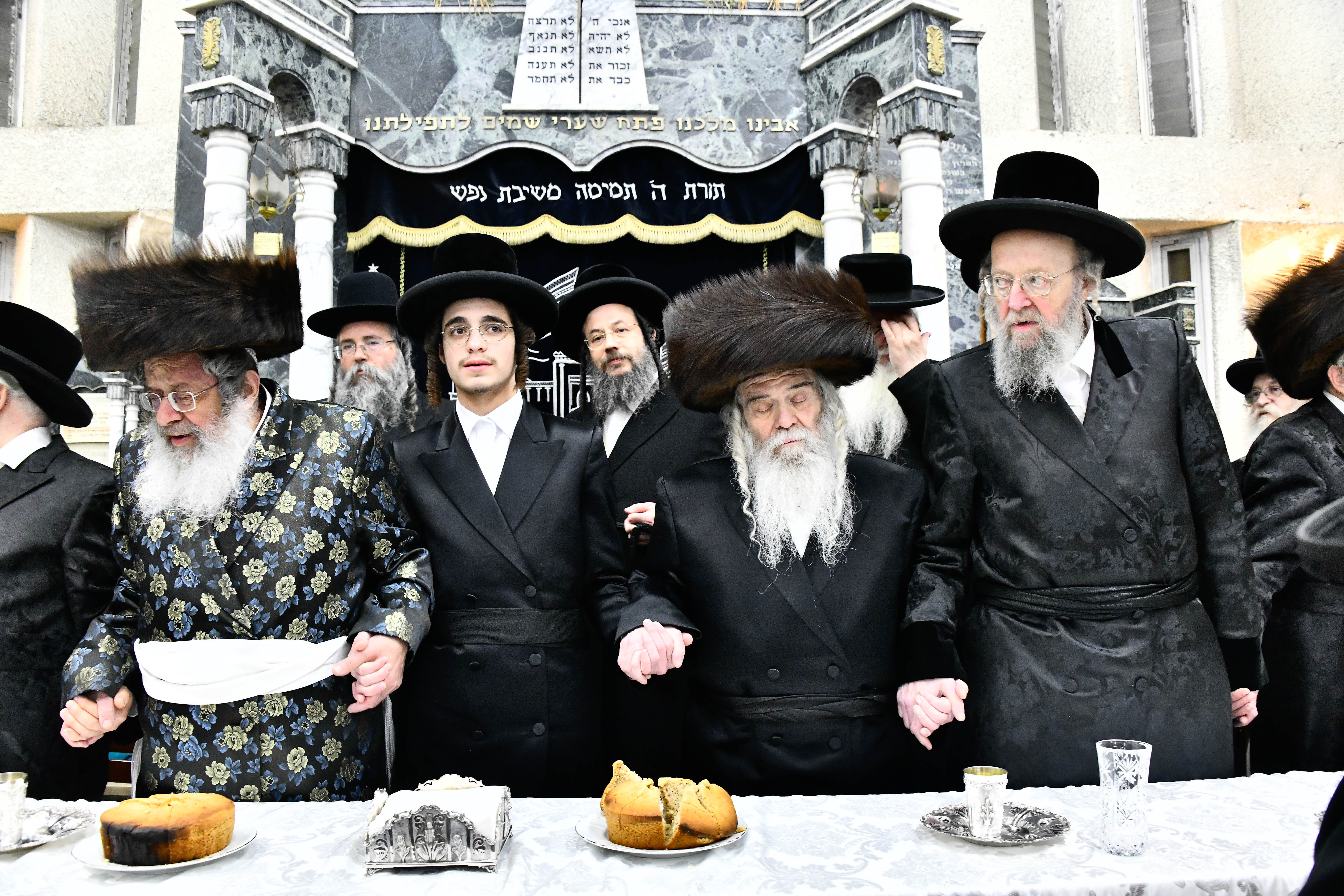 שמחת האירוסין בקרעטשניף י-ם - קומרנא