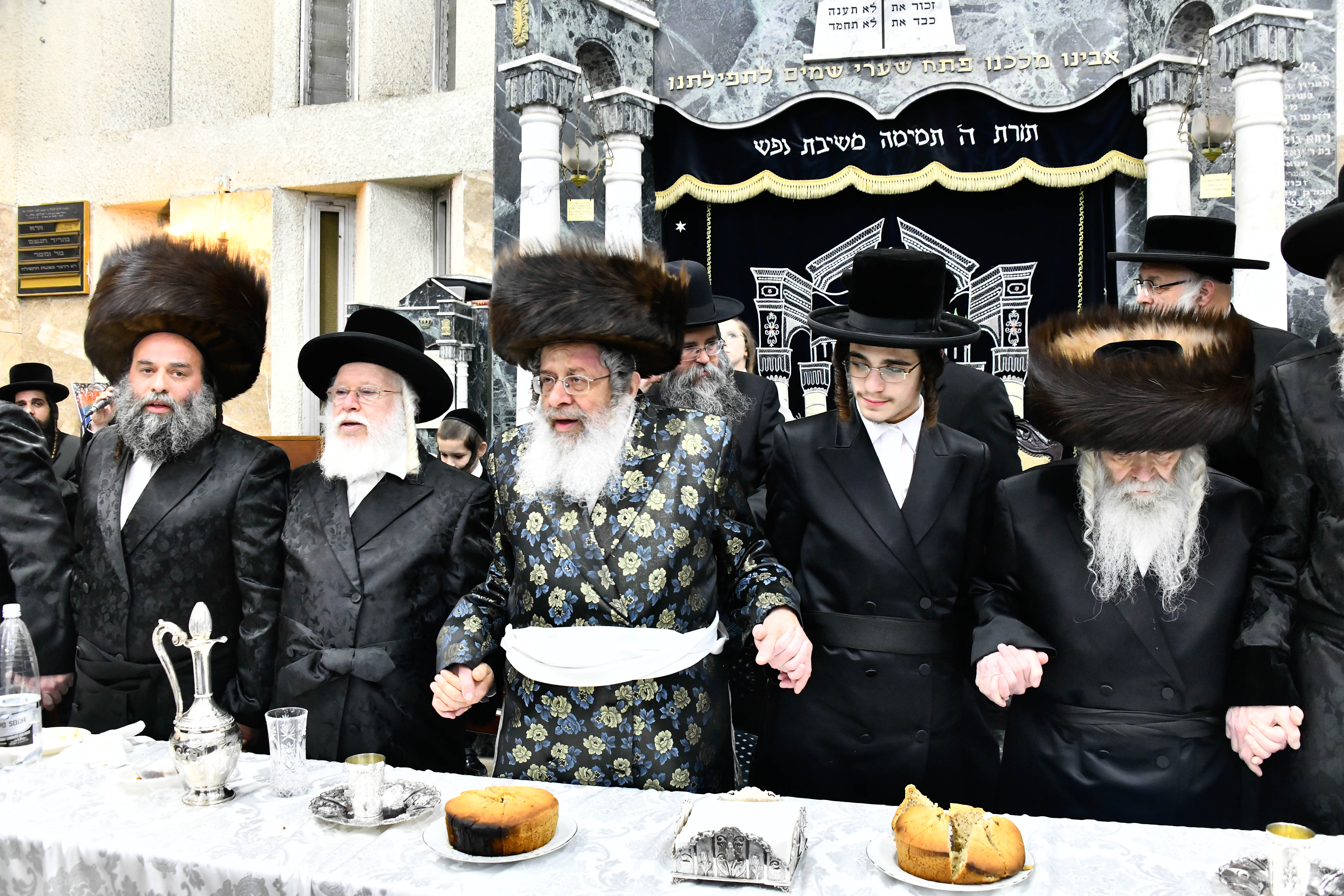 שמחת האירוסין בקרעטשניף י-ם - קומרנא