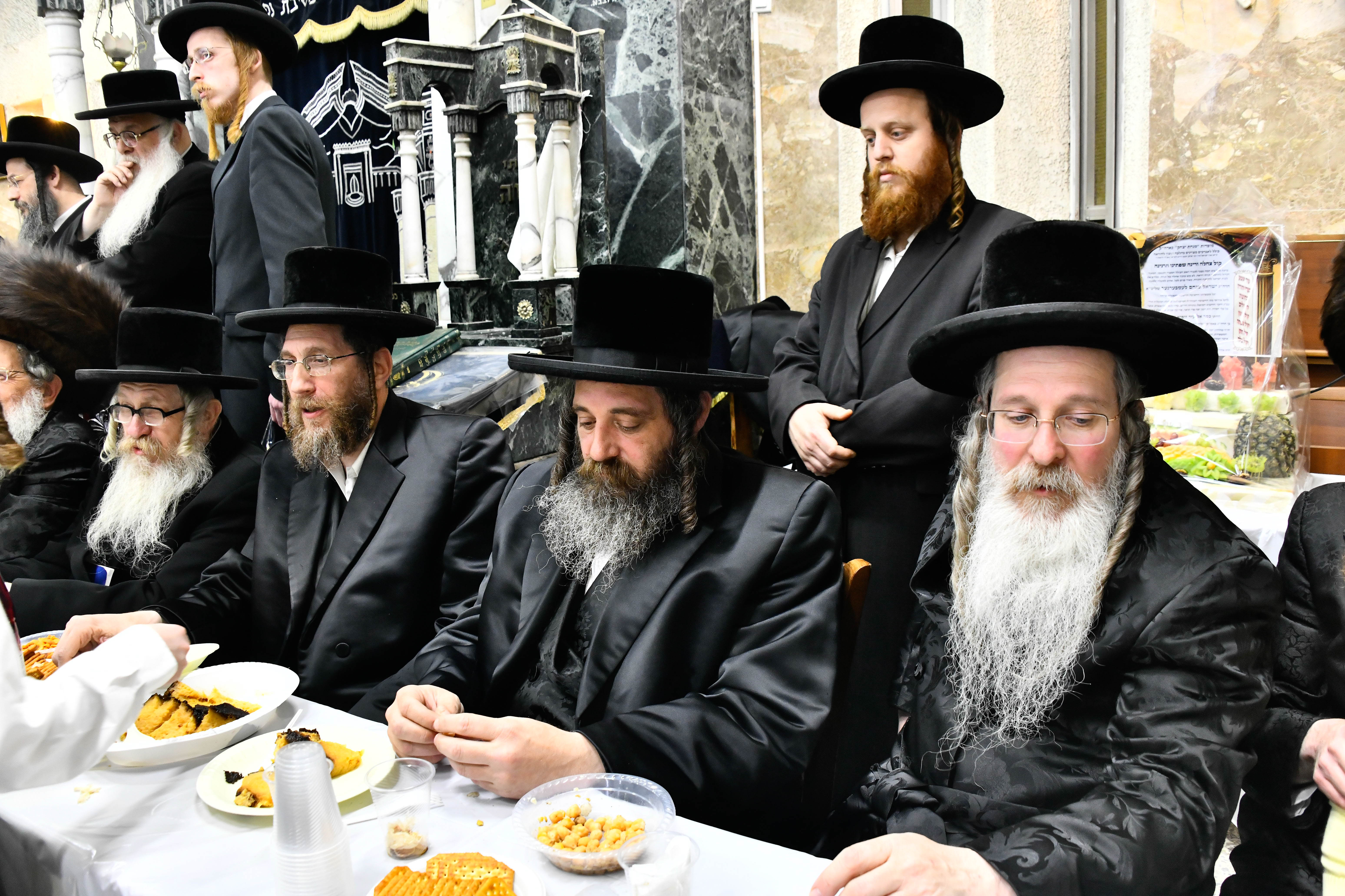 שמחת האירוסין בקרעטשניף י-ם - קומרנא