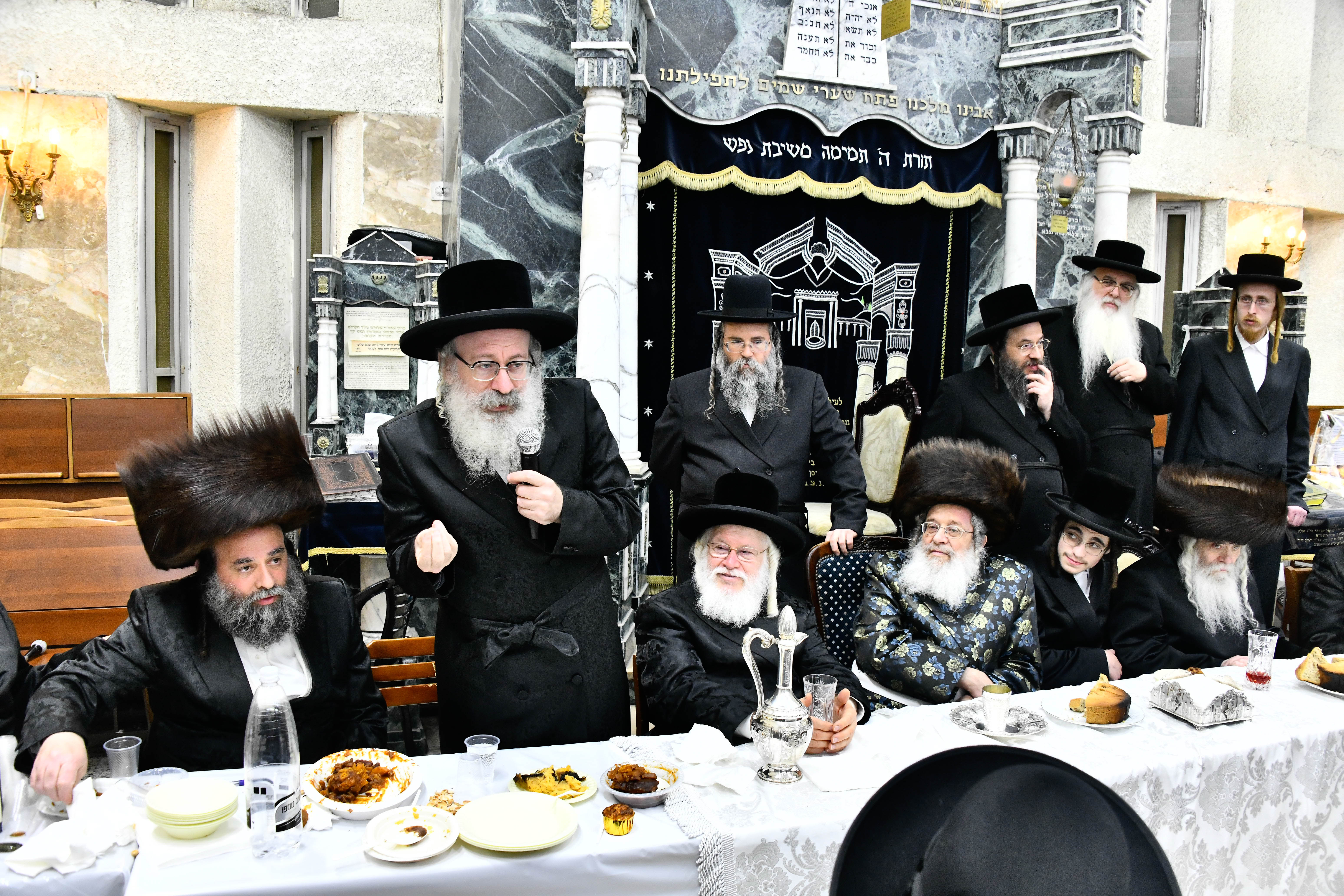 שמחת האירוסין בקרעטשניף י-ם - קומרנא