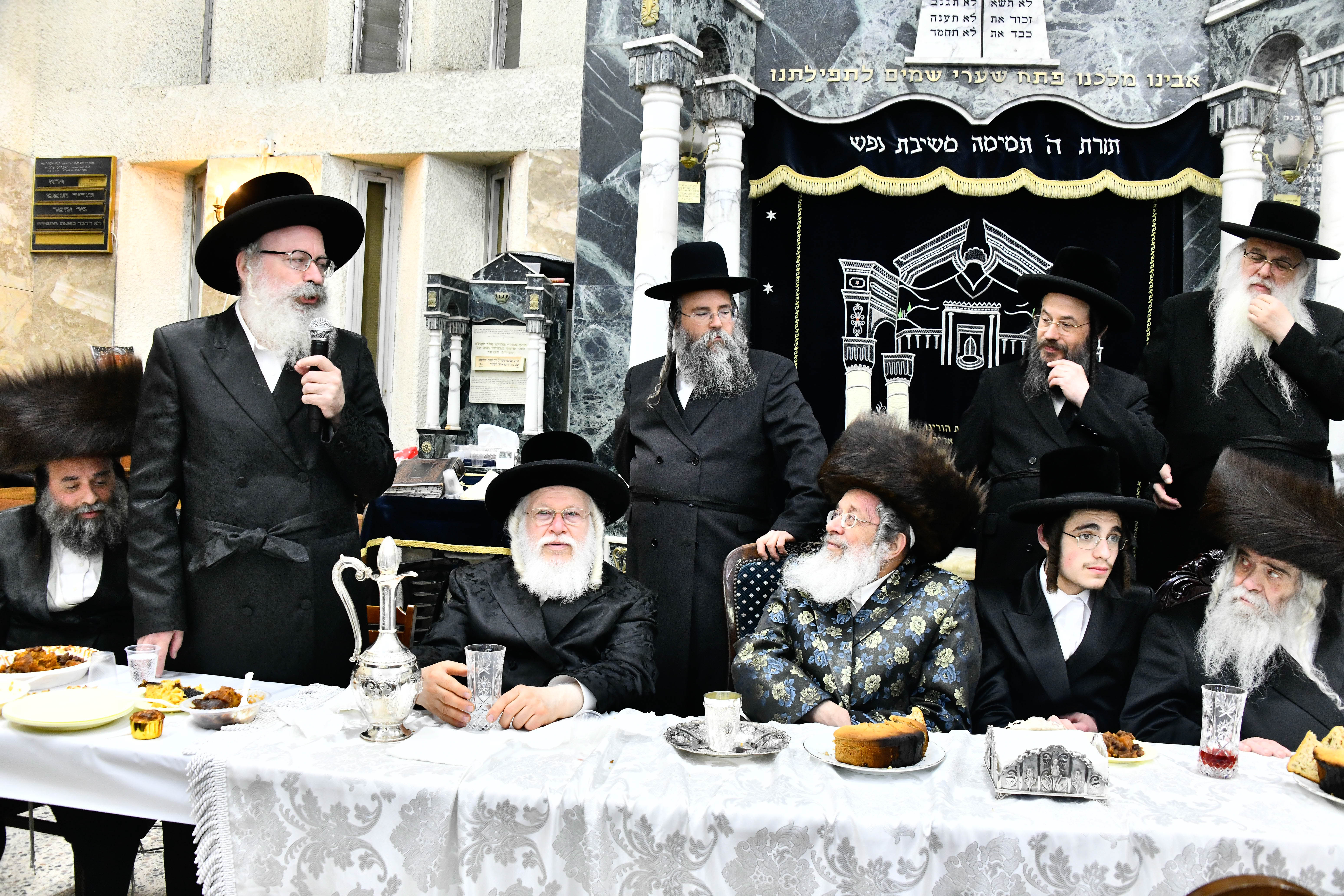 שמחת האירוסין בקרעטשניף י-ם - קומרנא