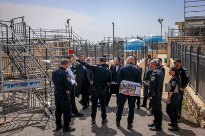 הפסקת העבודות במירון