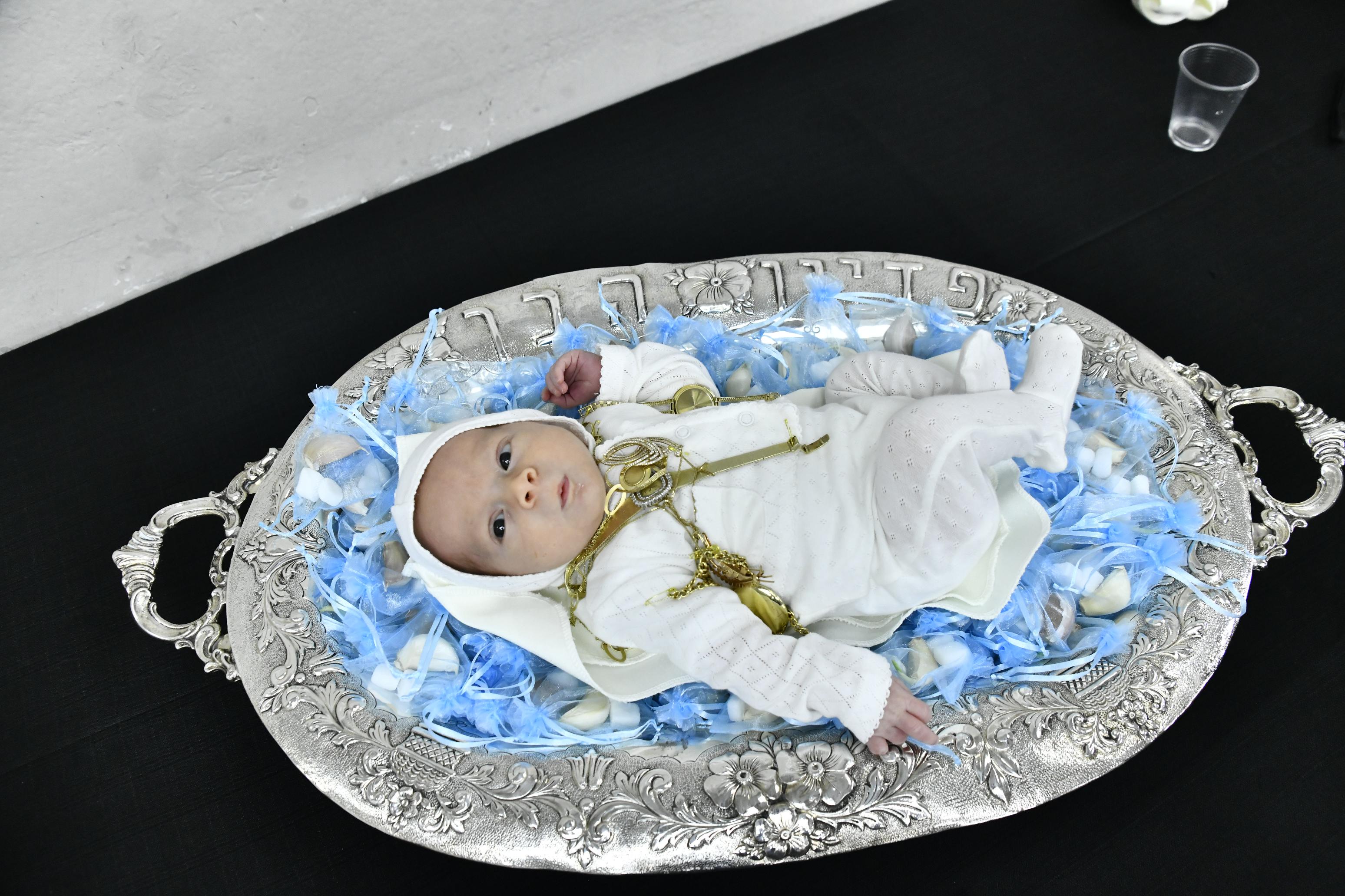 'פדיון הבן' בחצה"ק נדבורנה חיפה - סטריקוב