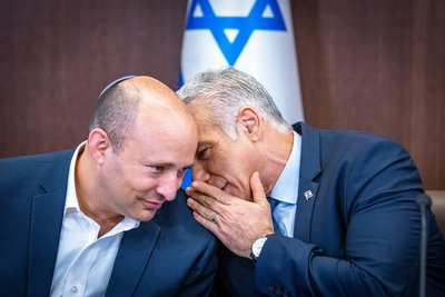 רעידת אדמה פוליטית: יאיר לפיד ונפתלי בנט הודיעו על ריצה משותפת בבחירות הקרובות 