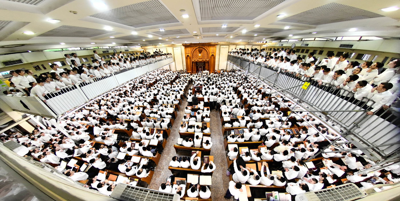 הגר"ד לנדו בשיחה בישיבת פוניבז'