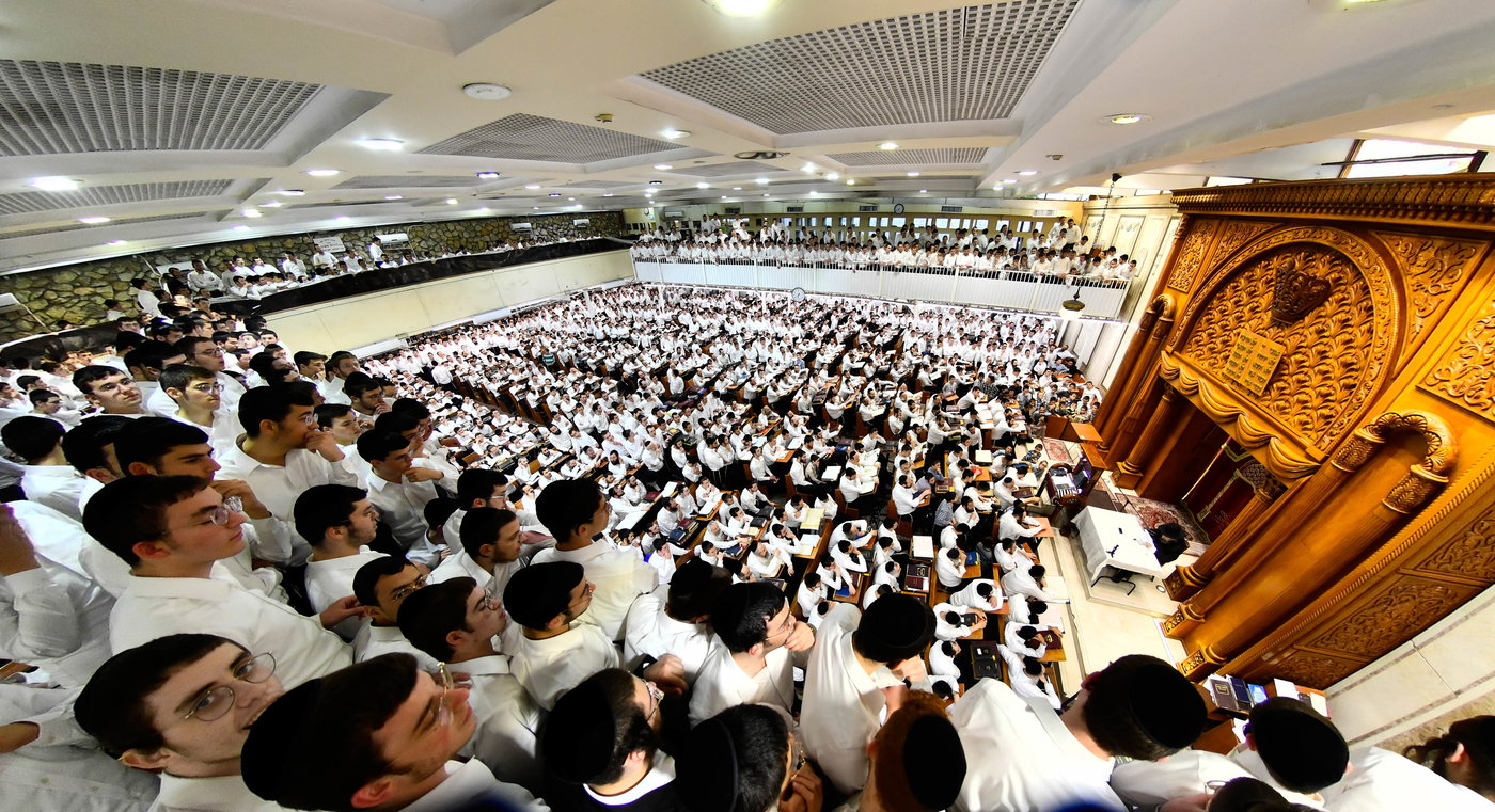 הגר"ד לנדו בשיחה בישיבת פוניבז'