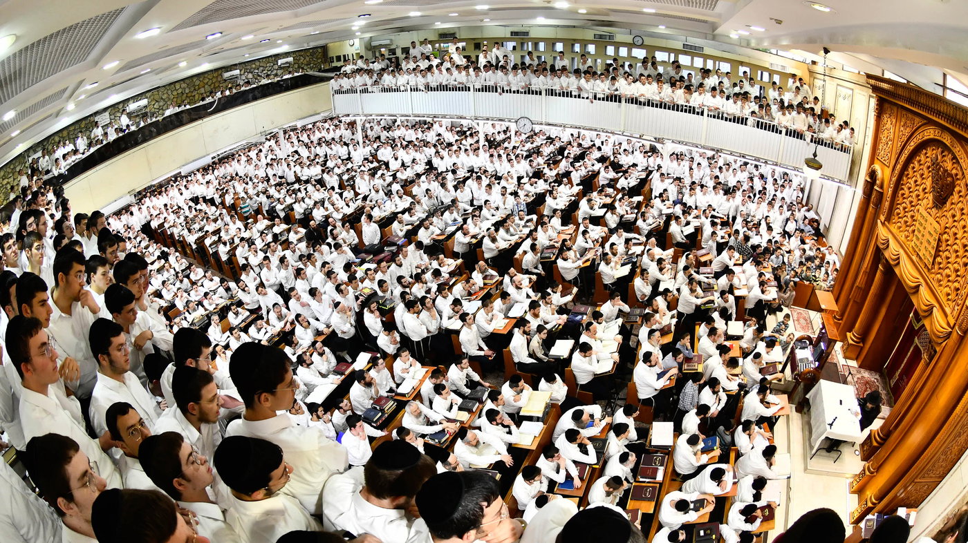 הגר"ד לנדו בשיחה בישיבת פוניבז'