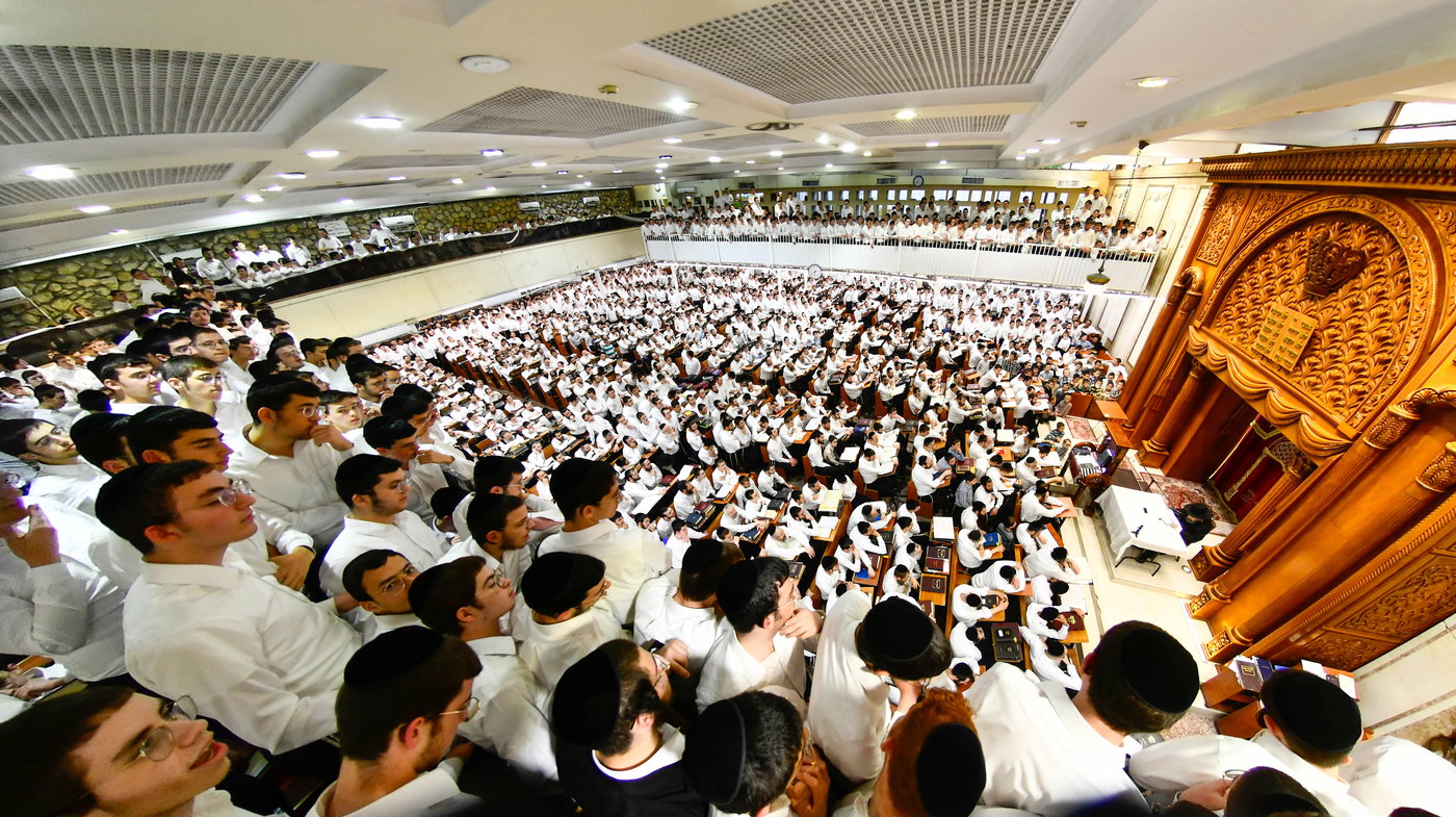 הגר"ד לנדו בשיחה בישיבת פוניבז'