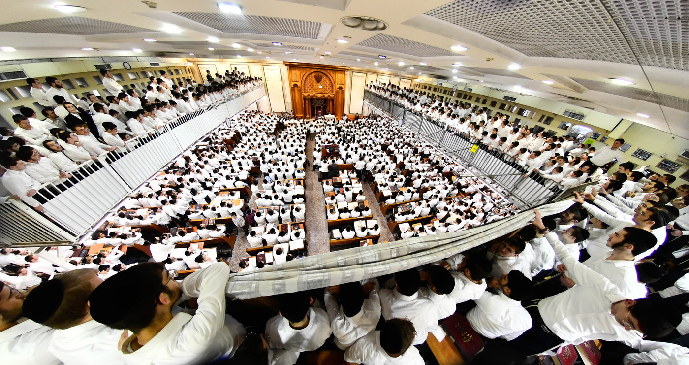 הגר"ד לנדו בשיחה בישיבת פוניבז'
