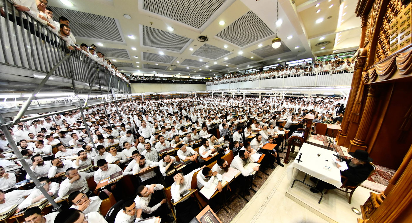 הגר"ד לנדו בשיחה בישיבת פוניבז'