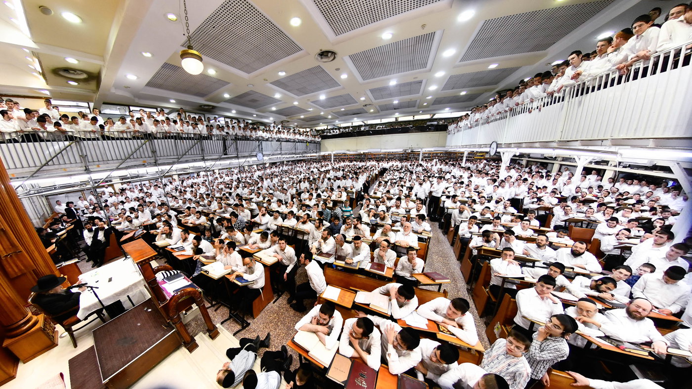 הגר"ד לנדו בשיחה בישיבת פוניבז'