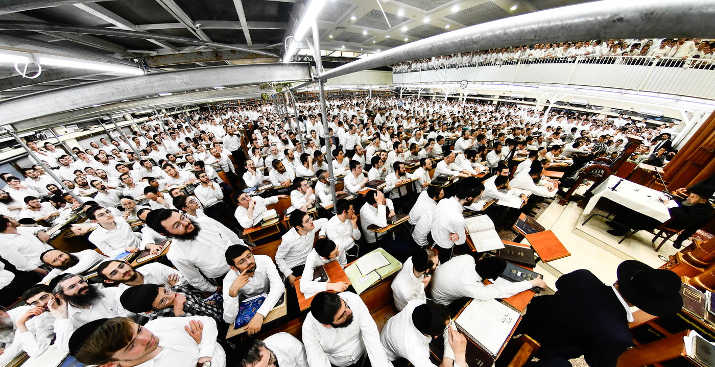 הגר"ד לנדו בשיחה בישיבת פוניבז'