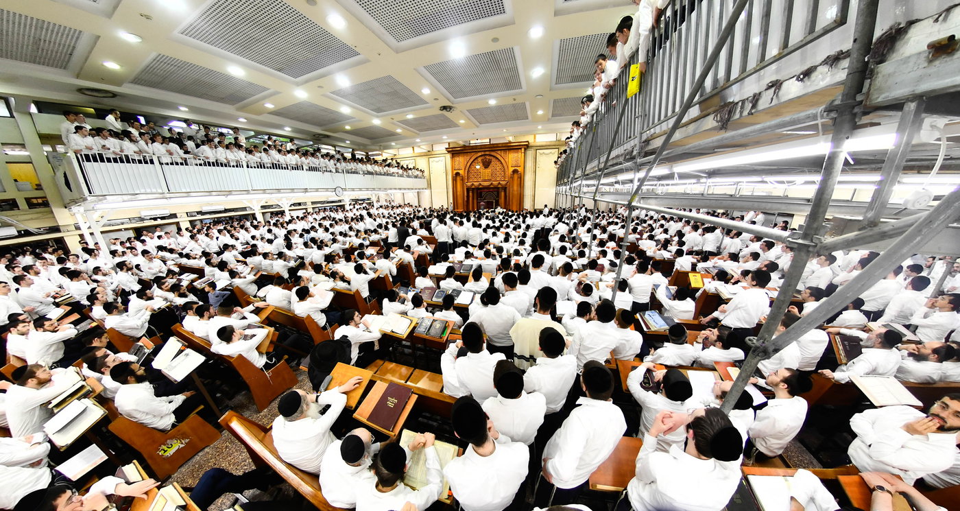 הגר"ד לנדו בשיחה בישיבת פוניבז'