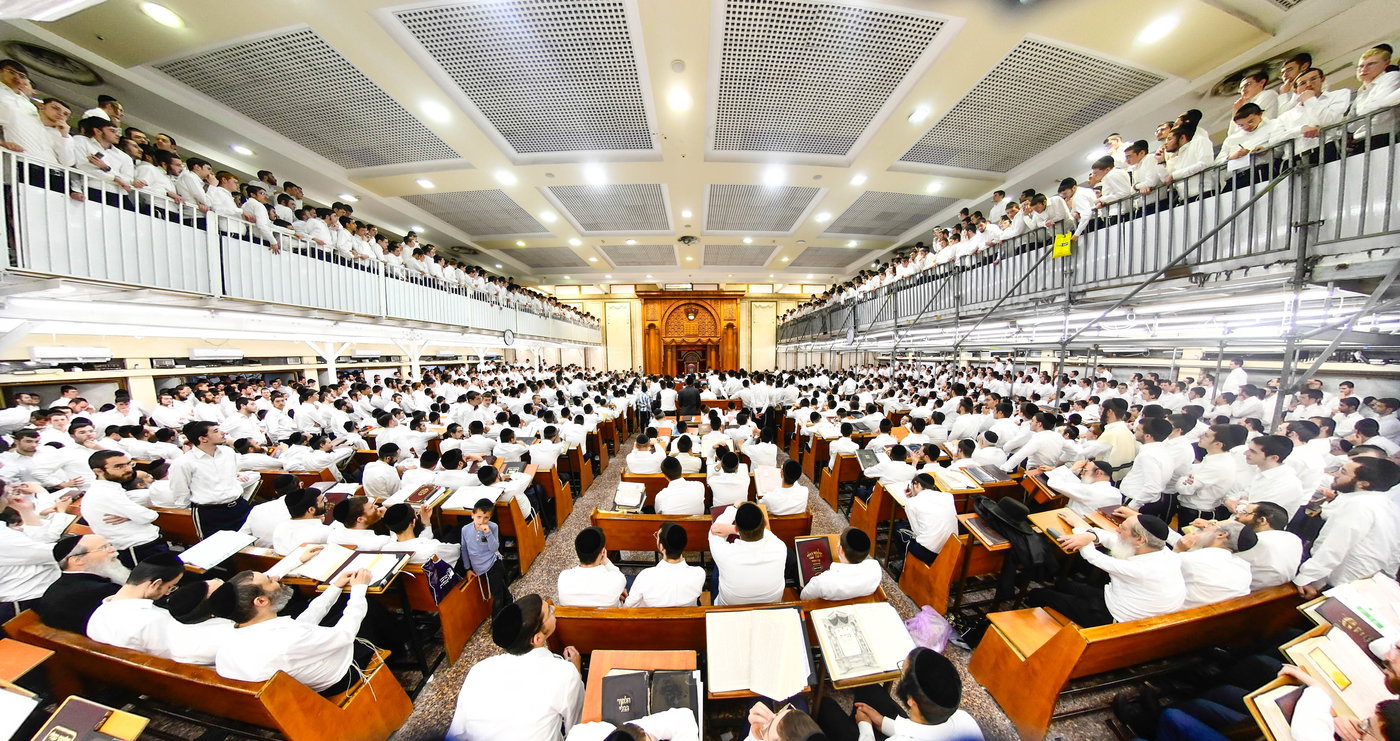 הגר"ד לנדו בשיחה בישיבת פוניבז'