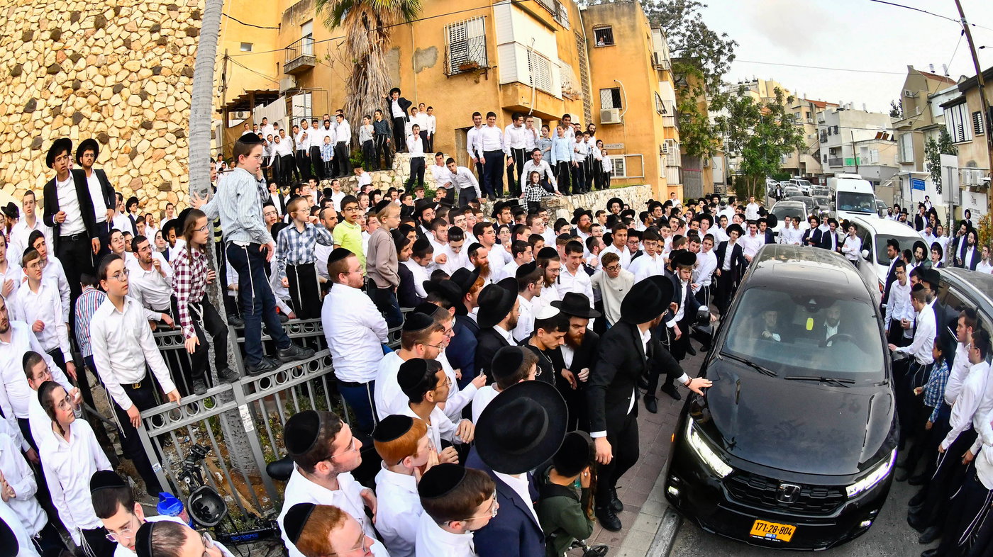 הגר"ד לנדו בשיחה בישיבת פוניבז'