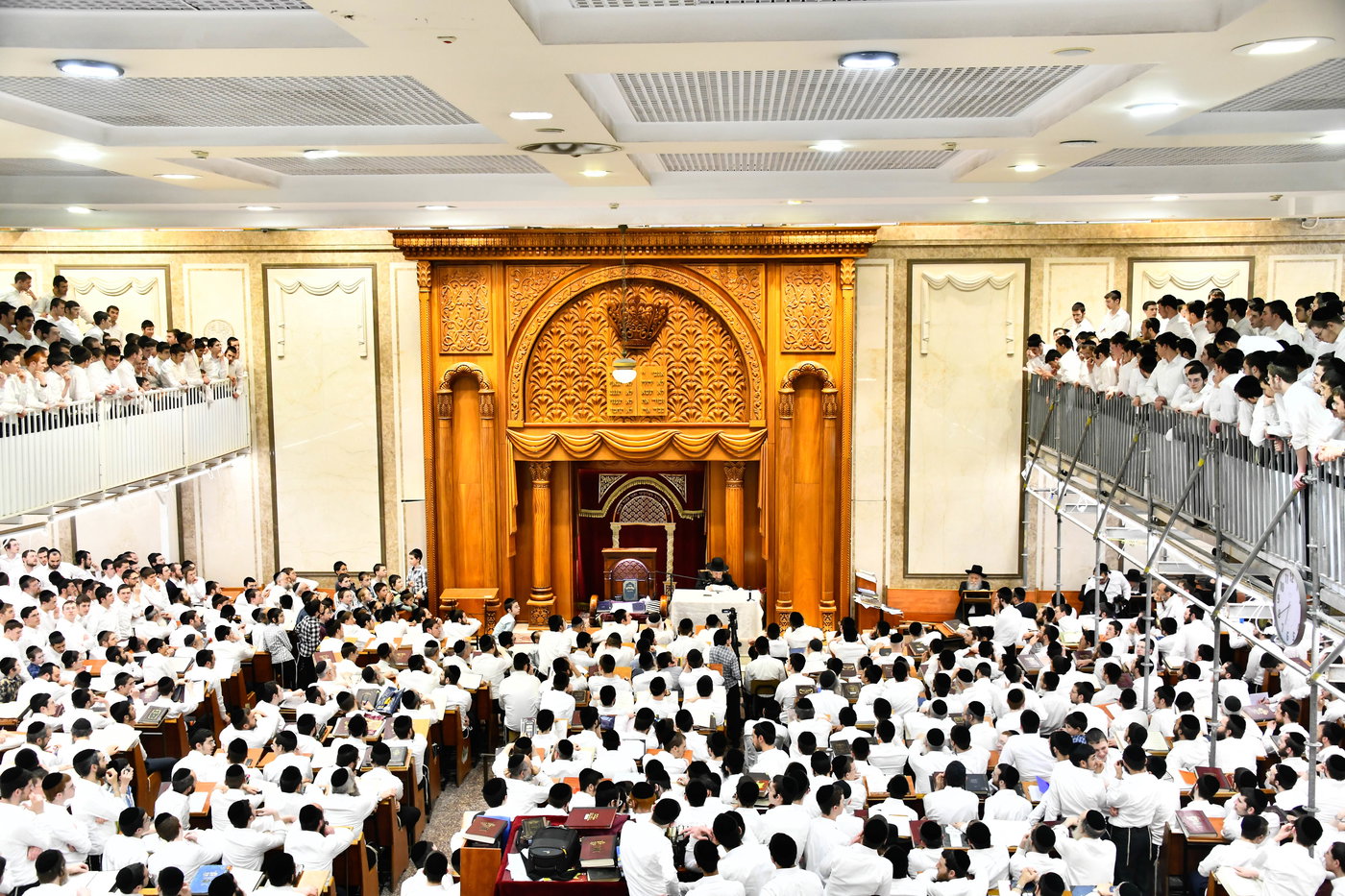 הגר"ד לנדו בשיחה בישיבת פוניבז'