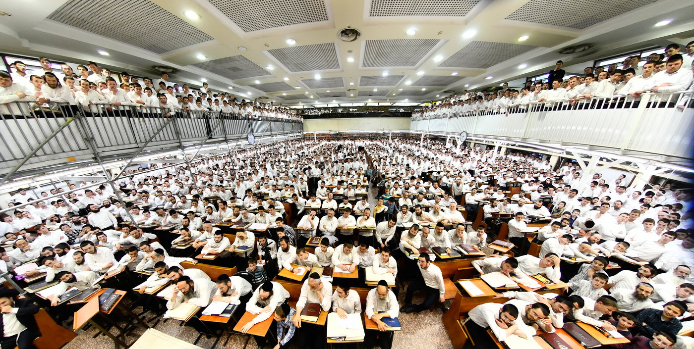 הגר"ד לנדו בשיחה בישיבת פוניבז'