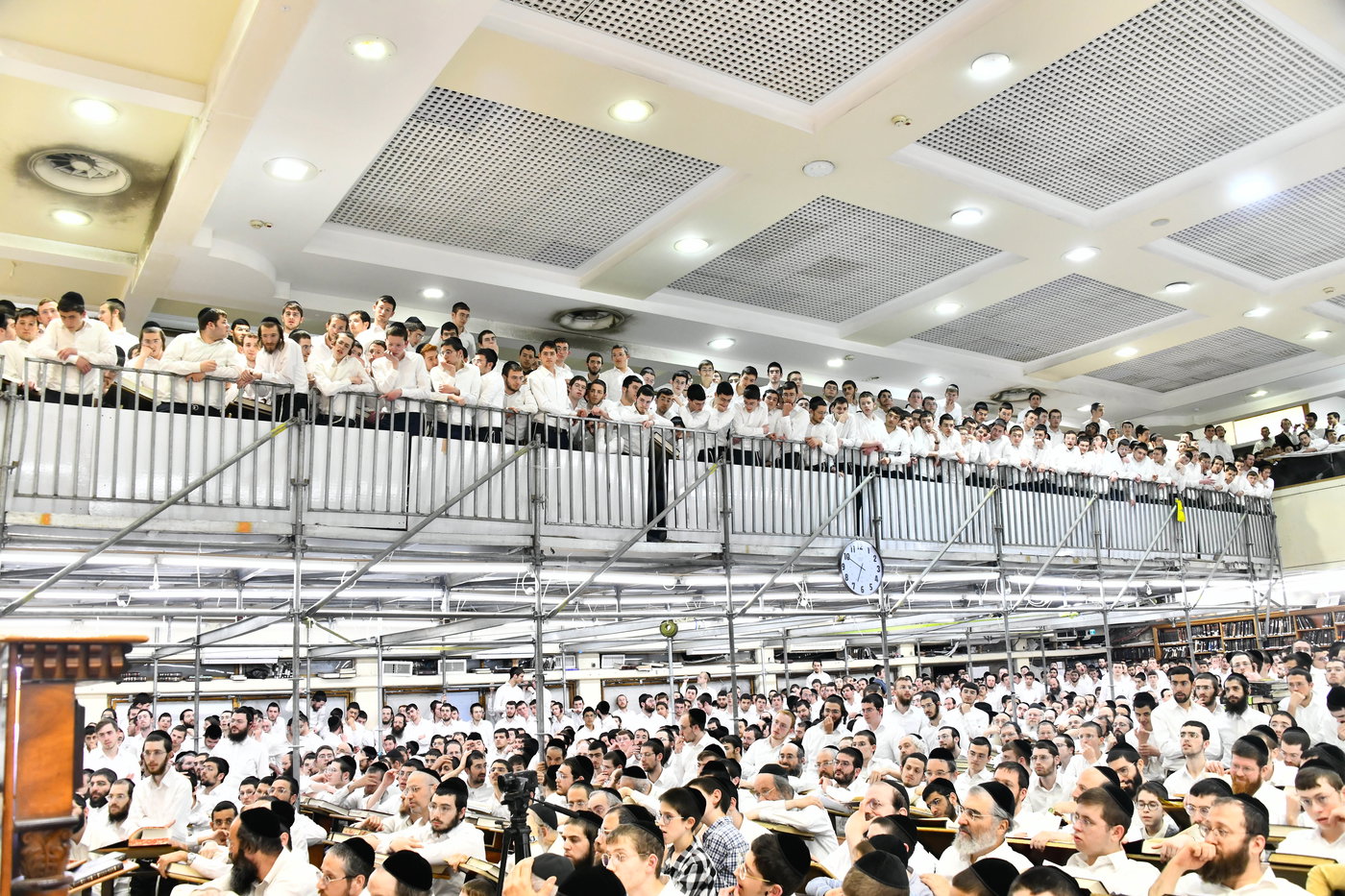 הגר"ד לנדו בשיחה בישיבת פוניבז'
