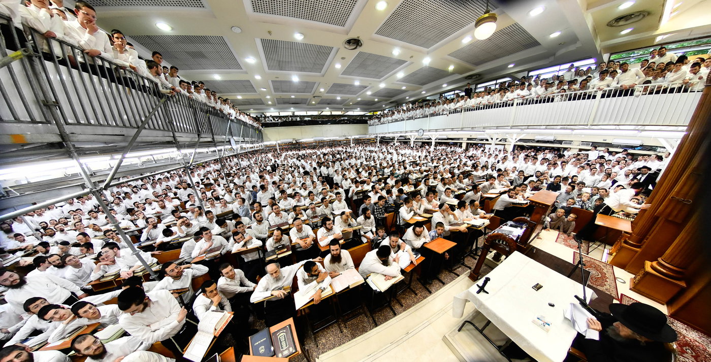 הגר"ד לנדו בשיחה בישיבת פוניבז'